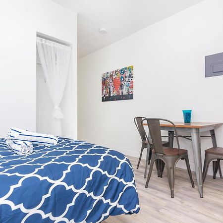 Ocean Drive Deco Apt W/2 Queen Beds, Steps 2 Beach Miami Beach Ngoại thất bức ảnh