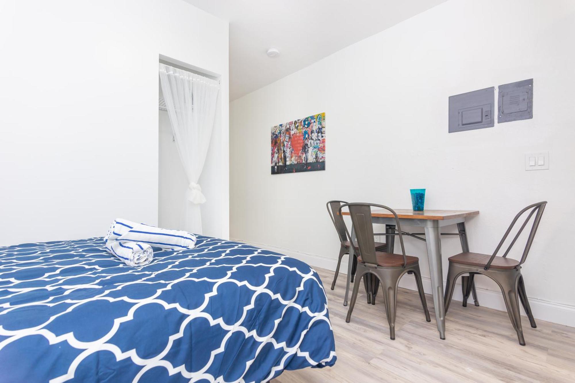Ocean Drive Deco Apt W/2 Queen Beds, Steps 2 Beach Miami Beach Ngoại thất bức ảnh