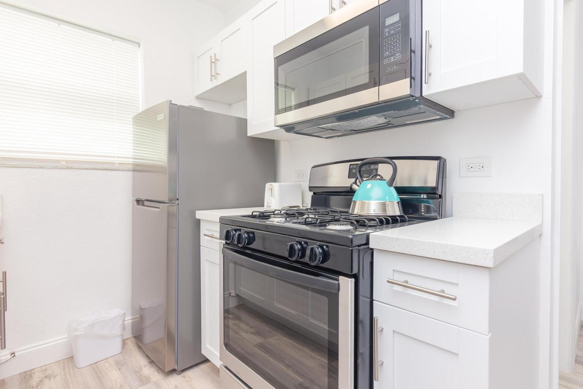 Ocean Drive Deco Apt W/2 Queen Beds, Steps 2 Beach Miami Beach Ngoại thất bức ảnh