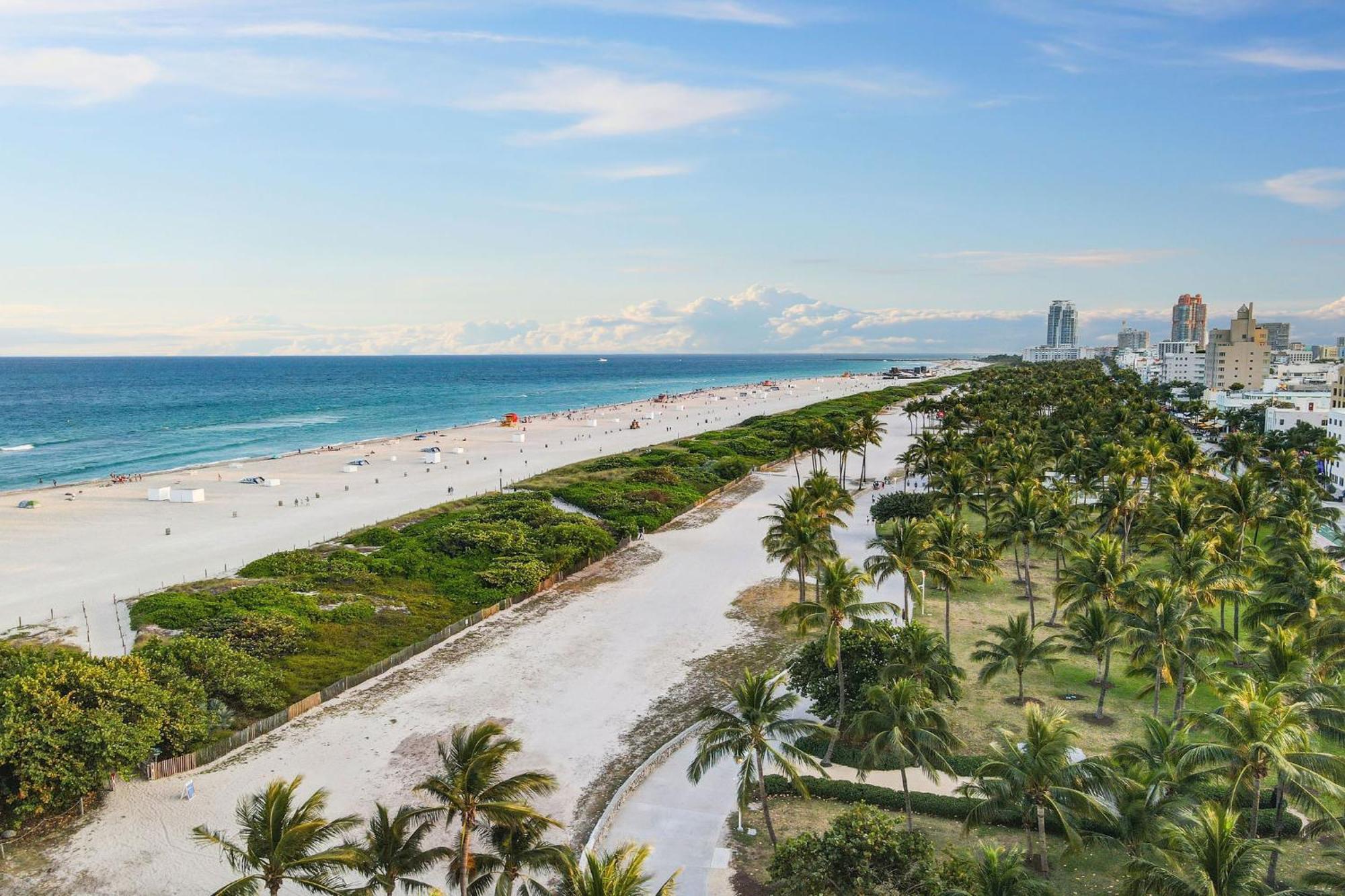 Ocean Drive Deco Apt W/2 Queen Beds, Steps 2 Beach Miami Beach Ngoại thất bức ảnh